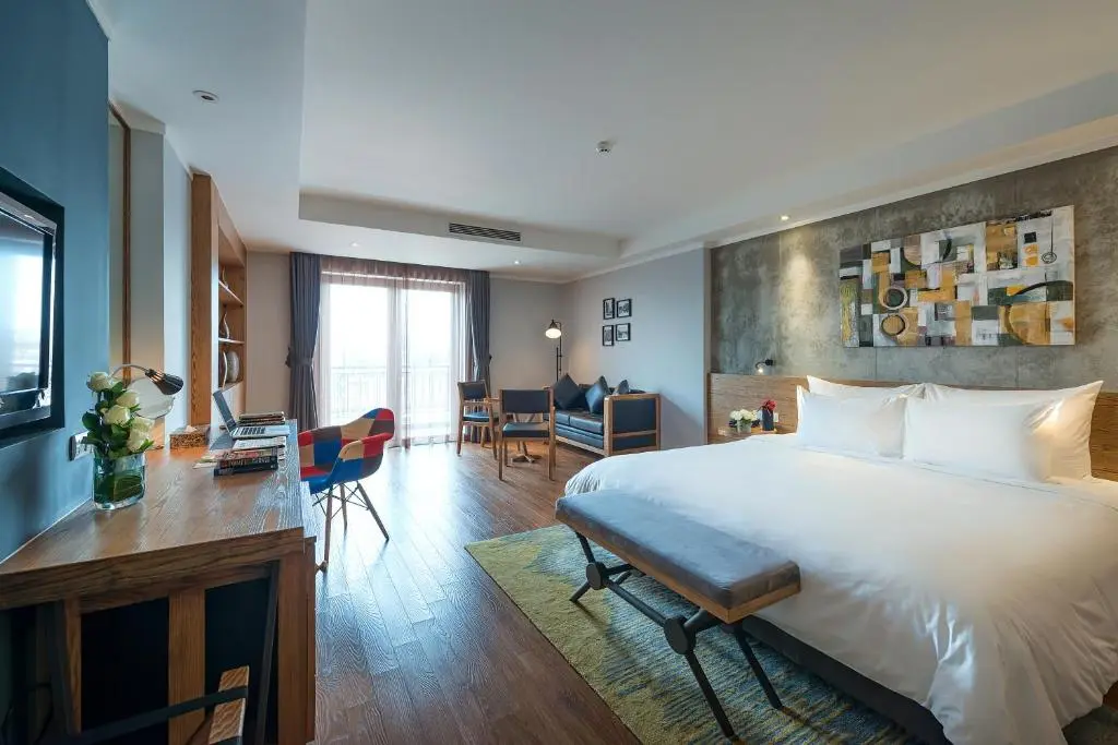 Guest room