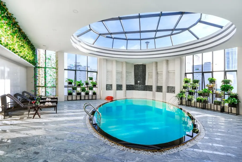 Swimming pool