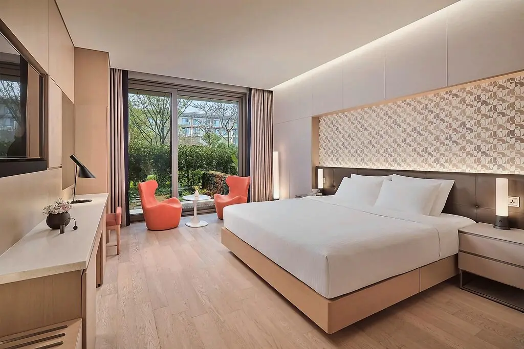 Guest room