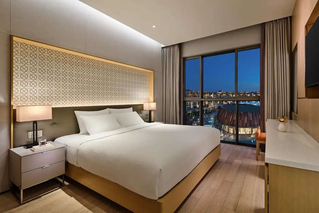 Guest room