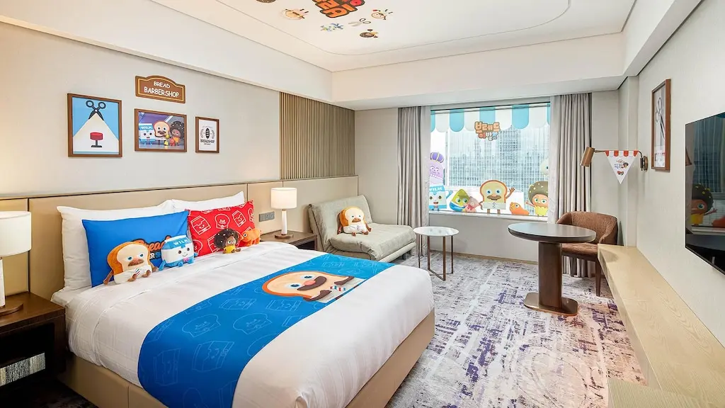 Guest room
