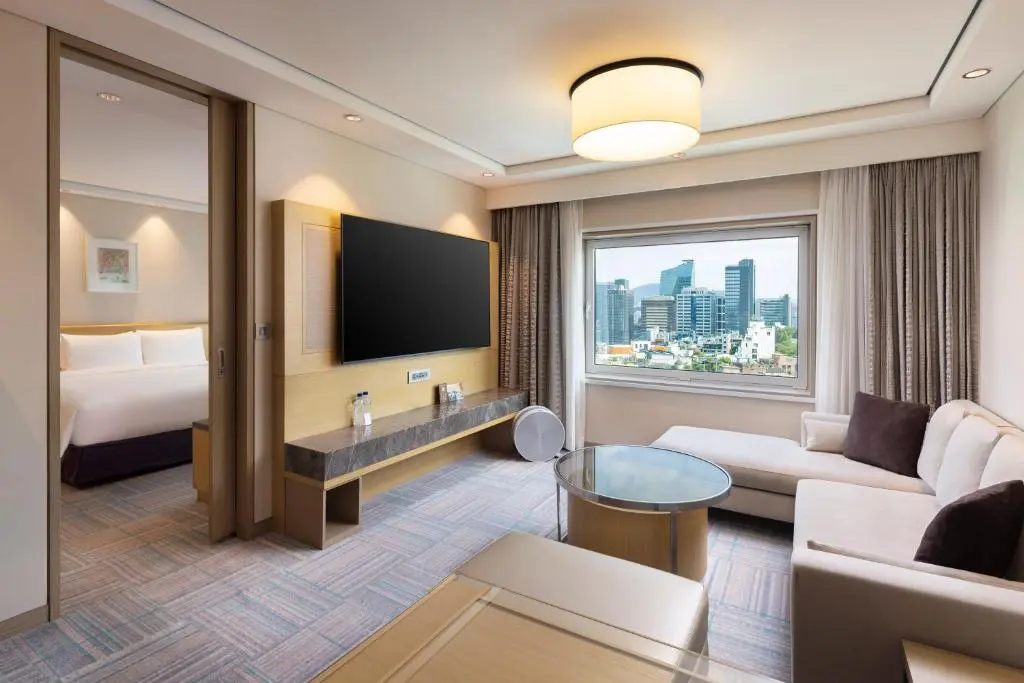 Guest room
