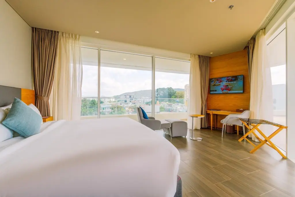Guest room