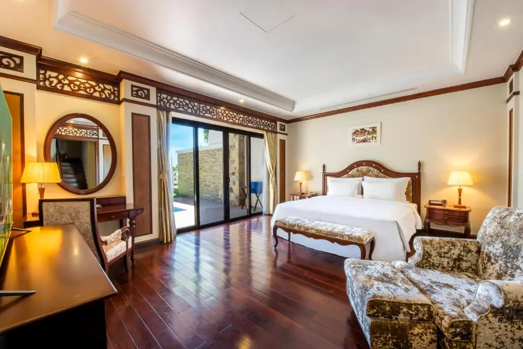 Guest room